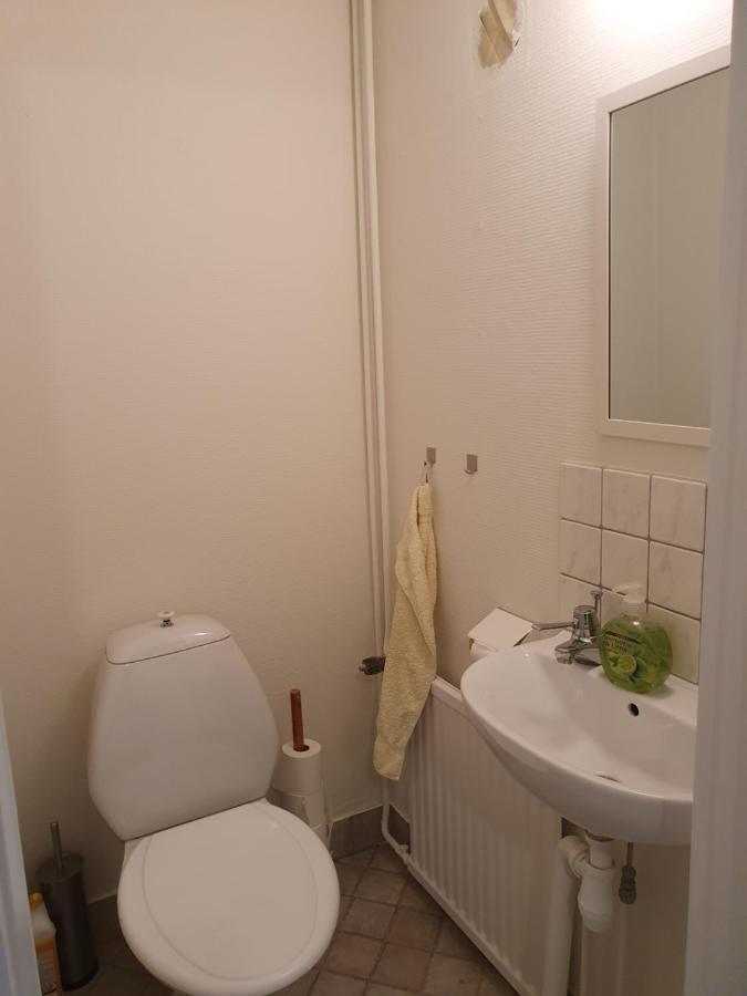 50 M Till Bad I Centrala Skaerhamn Eksteriør bilde